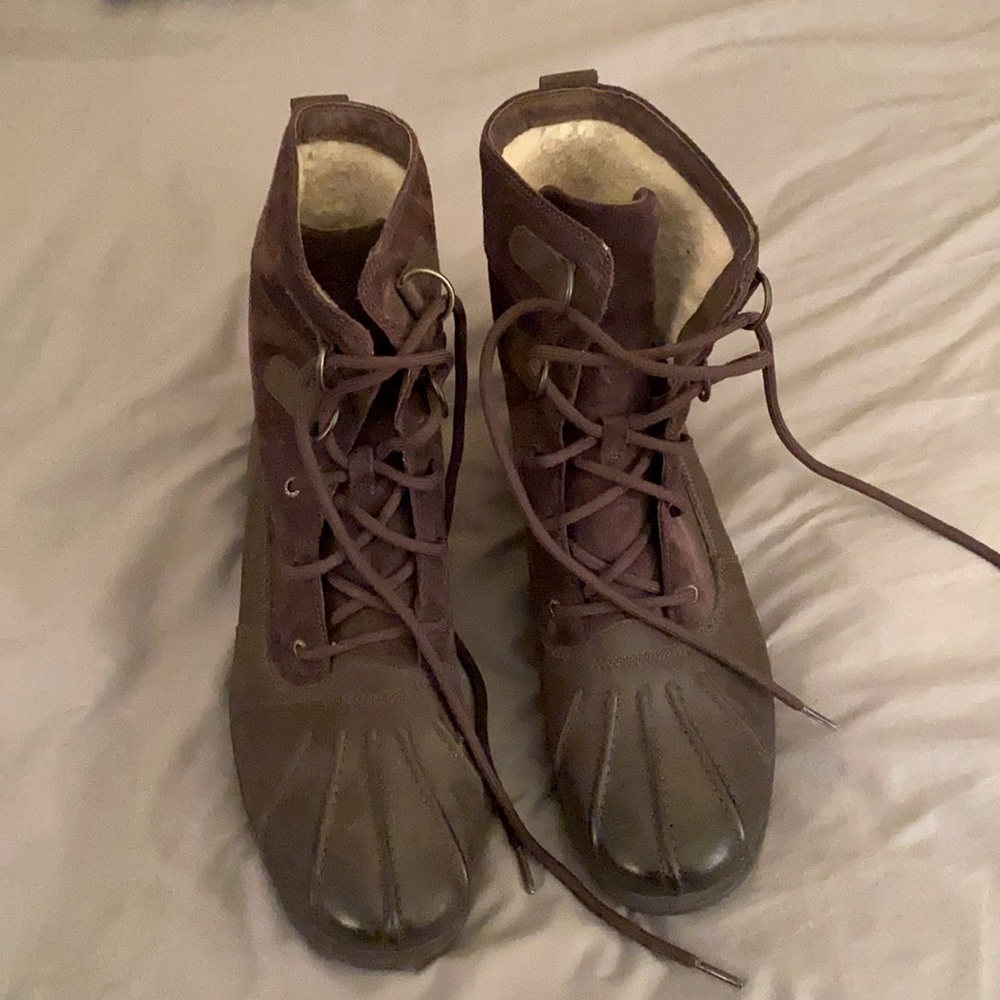UGG lace up waterproof boots size 12